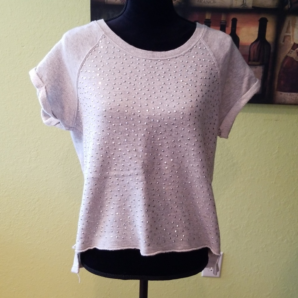 ***sold***Gray sweatshirt with stones